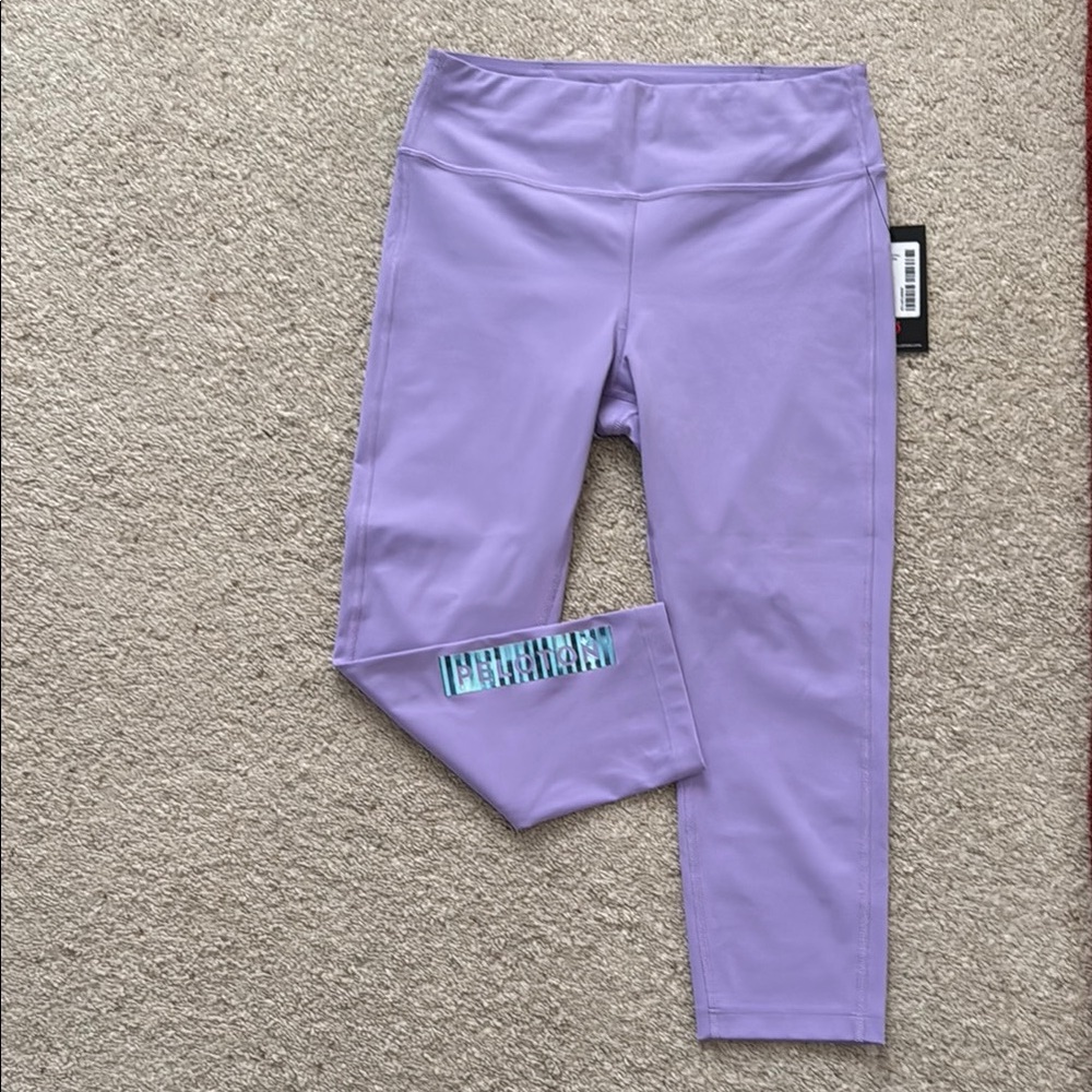 Peloton Capri Athletic Leggings